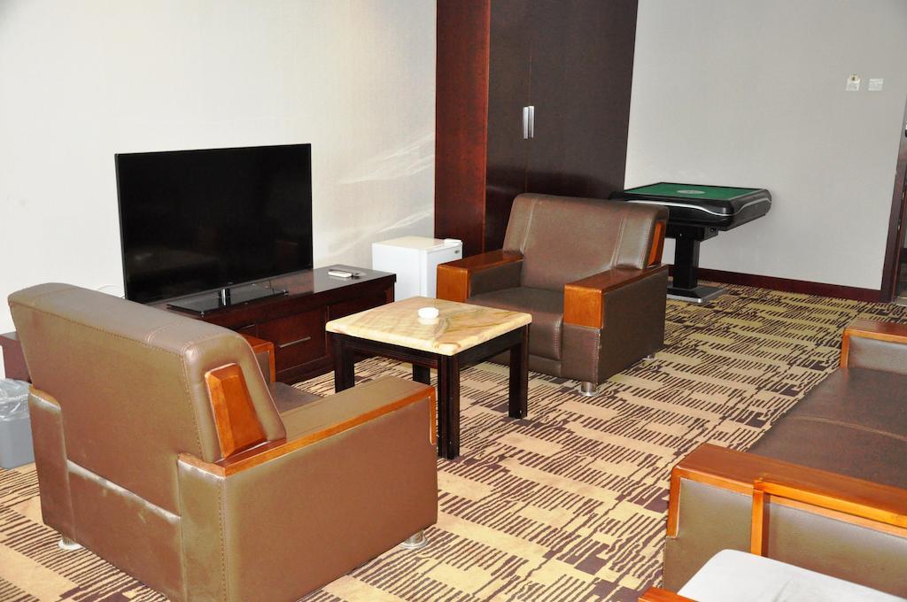 Super 8 Hotel Beijing Capital International Airport Houshayu Subway Station Exterior photo